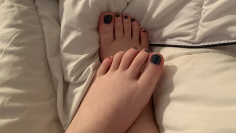 Foot-fetish