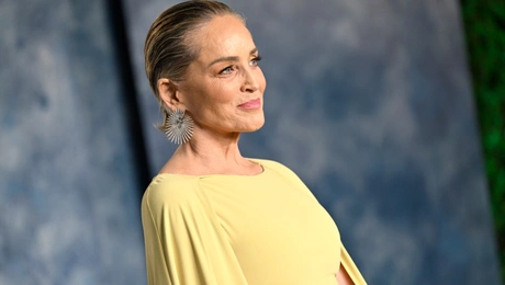 Η Σάρον Στόουν στο πάρτι του Vanity Fair για τα Όσκαρ