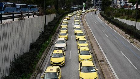 taxi poreia.jpg