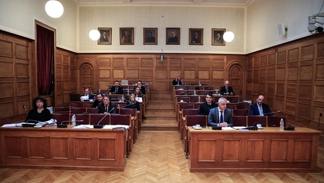 tempi-exetastiki