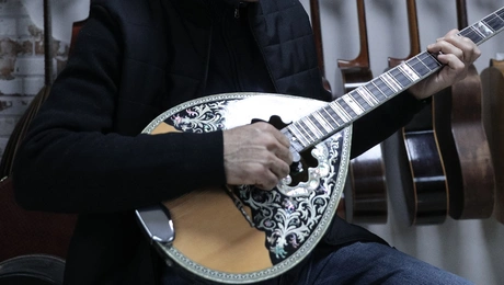 bouzouki