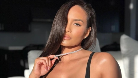 Η Daphne Joy