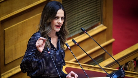 Η Έφη Αχτσιόγλου