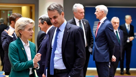 Ο Κυριάκος Μητσοτάκης με την Πρόεδρο της Κομισιόν Ούρσουλα φον ντερ Λάιεν
