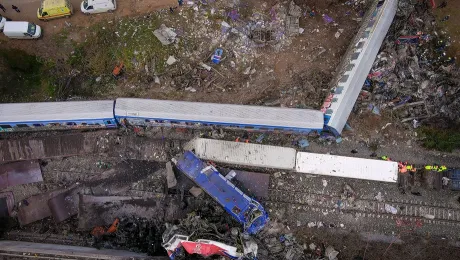 Σύγκρουση τρένων στα Τέμπη