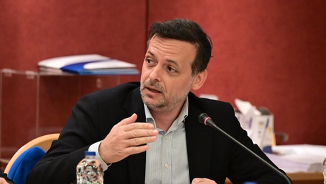 xaris doukas