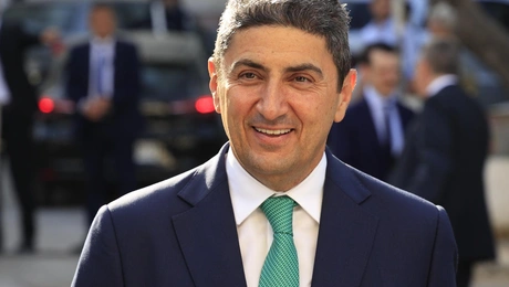 augenakis