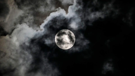 moon eclipse