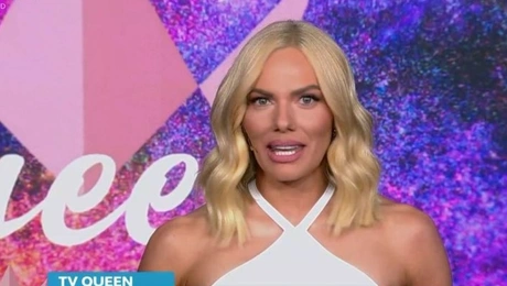 Η Ιωάννα Μαλέσκου στην εκπομπή «TV Queen»