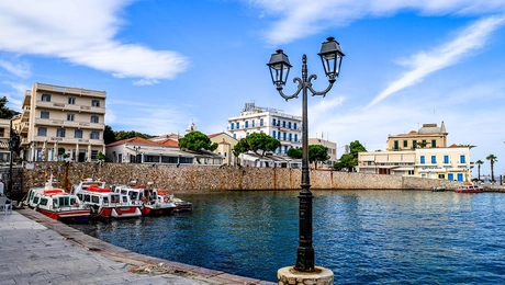 Οι Σπέτσες