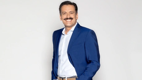 Θάνος Κιούσης