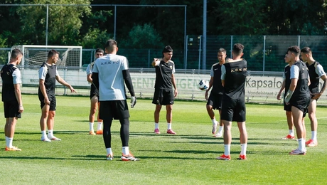 AEK proetoimasia