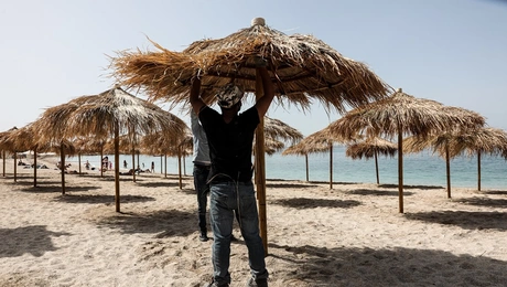 Beach bar