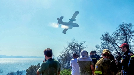 Κατάσβεσης φωτιάς από Πυροσβεστική