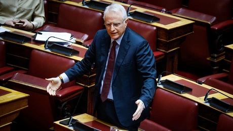Ο Γιάννης Ραγκούσης