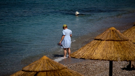 Καύσωνας για ακόμη μία ημέρα στην Αθήνα