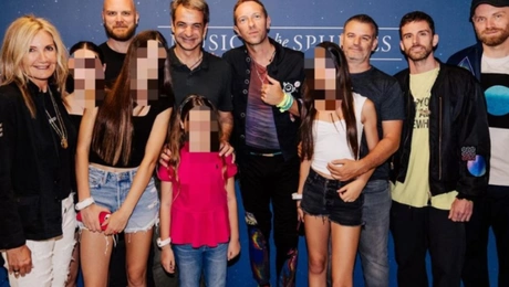 Mitsotakis _ Coldplay