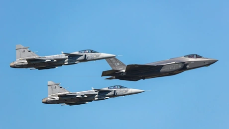 f35