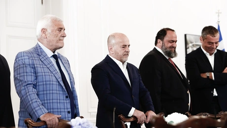 Στο Μέγαρο Μαξίμου οι Μελισσανίδης, Αλαφούζος, Μαρινάκης