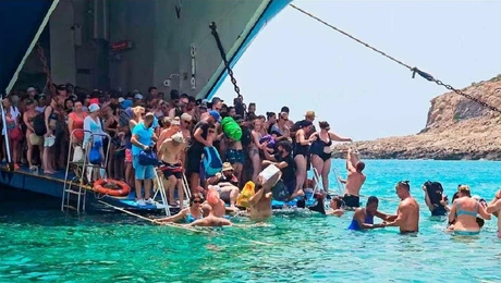 πλοιο μπαλοσ τουριστεσ