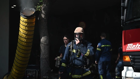 Φωτιά σε αυτοκίνητο στη Νέα Σμύρνη