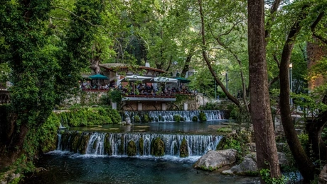 Οι Πηγες Κρυας στη Λιβαδεια