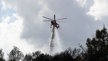 Ελικόπτερο Πυροσβεστικής