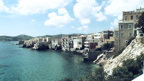 SYROS