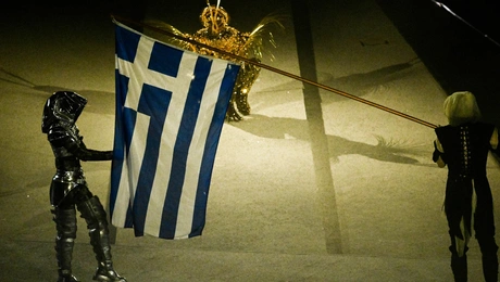 ελληνικη σημαια τελετη ληξης