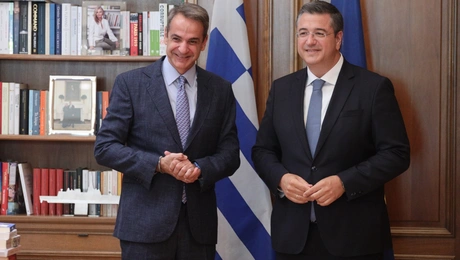 Κυριακος μητσοτακης, αποστολος τζιτζικωστας