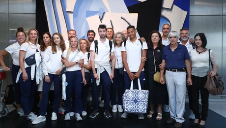 Η άφιξη της ελληνικής αποστολής στην Αθήνα