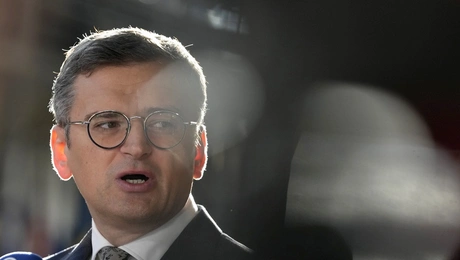 Ο Ντμίτρι Κουλέμπα στην Ουκρανία