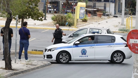 Σακίδιο με χειροβομβίδες στο Κερατσίνι