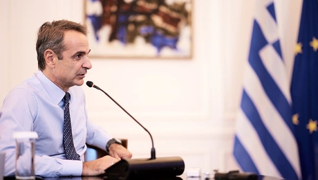 Τηλεδιάσκεψη Μητσοτάκη με μαθητές στη Γαύδο