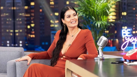 Η Μαρία Κορινθίου στην εκπομπή «The 2Night Show»