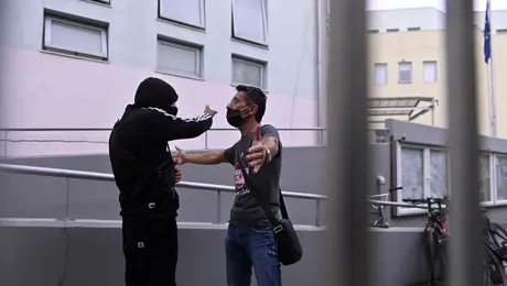 Νεανική βία