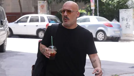 Ο Νίκος Μουτσινάς ετοιμάζεται για την επιστροφή του στον Alpha