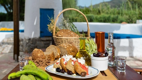Ντάκος