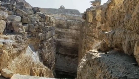 Piramida_Aigiptos