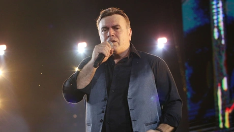 Μανώλης Λιδάκης