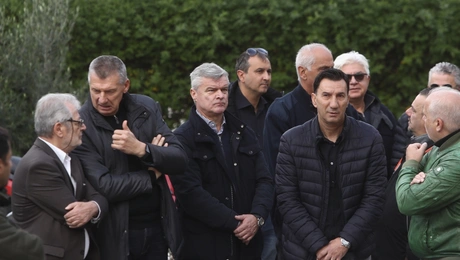 Κηδεία Νίκου Σαργκάνη