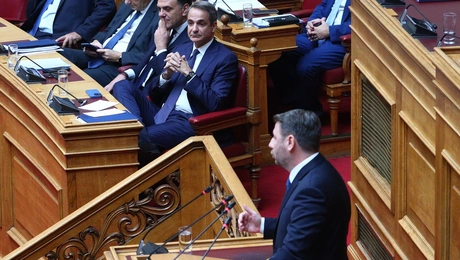 androulakis mitsotakis