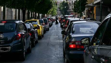 αυτοκίνητα κίνηση Αθήνα