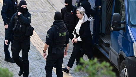 δίκη βιτριόλι Έφη Κακαράντζουλα