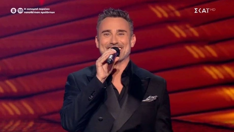 Ο Γιώργος Καπουτζίδης στον τελικό του The Voice