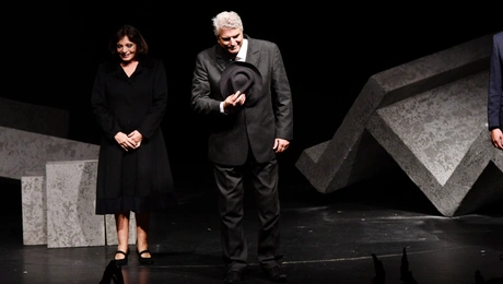 Από την παράσταση «Ο θάνατος του εμποράκου»