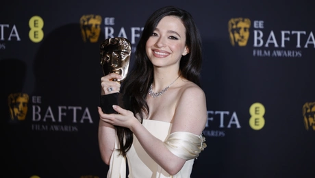 Βραβεία BAFTA: Η αφιέρωση της Μάικι Μάντισον στις σεξεργάτριες
