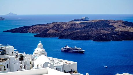 SANTORINI