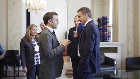 mitsotakis-makron