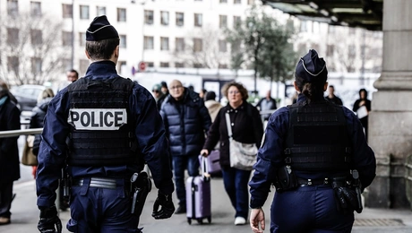 Αστυνομικοί στο Παρίσι